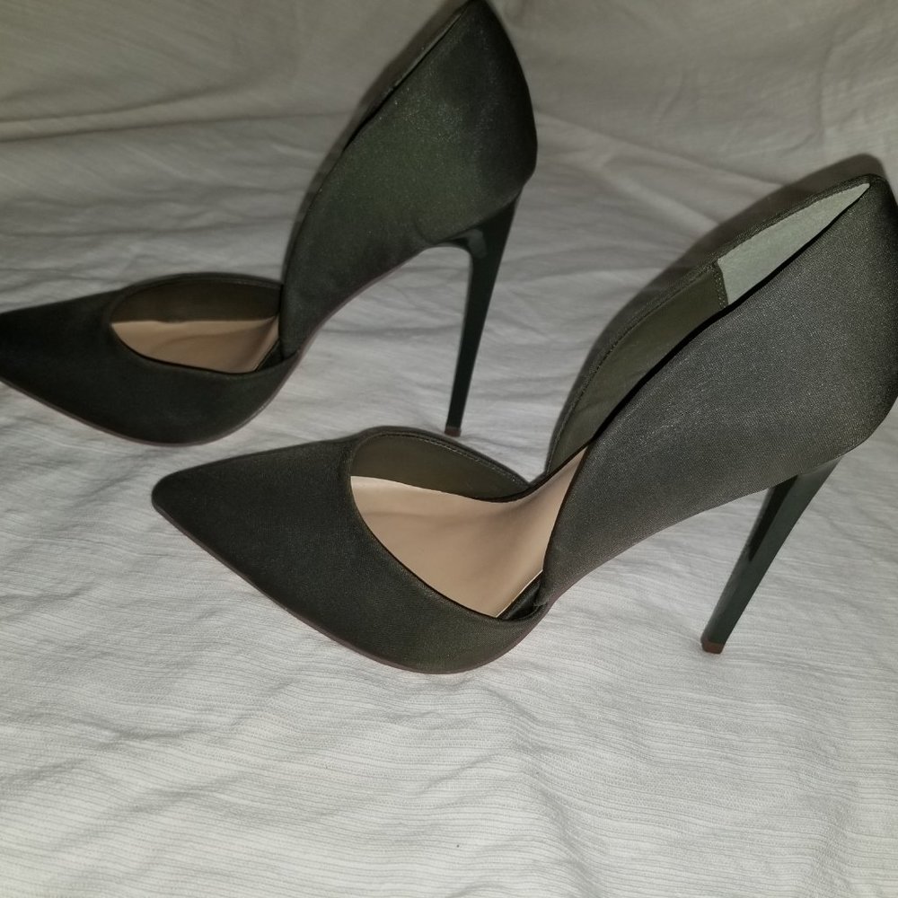 Olive Stiletto Pump - Size 10